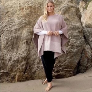 Barefoot Dreams Cozychic Coastline Poncho